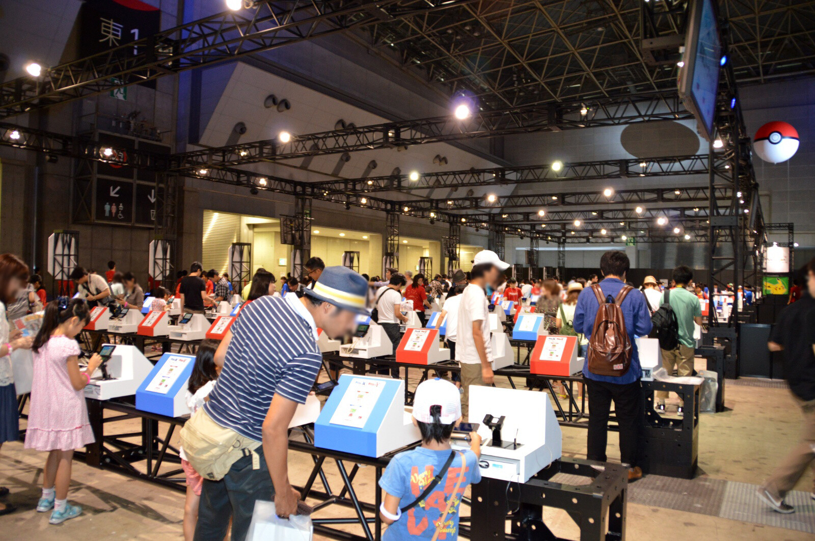 Pokémon Game Show Offers World’s First “Pokémon X and Y” Demo Featuring Pokémon-Amie and Mega Evolution Gameplay! 6