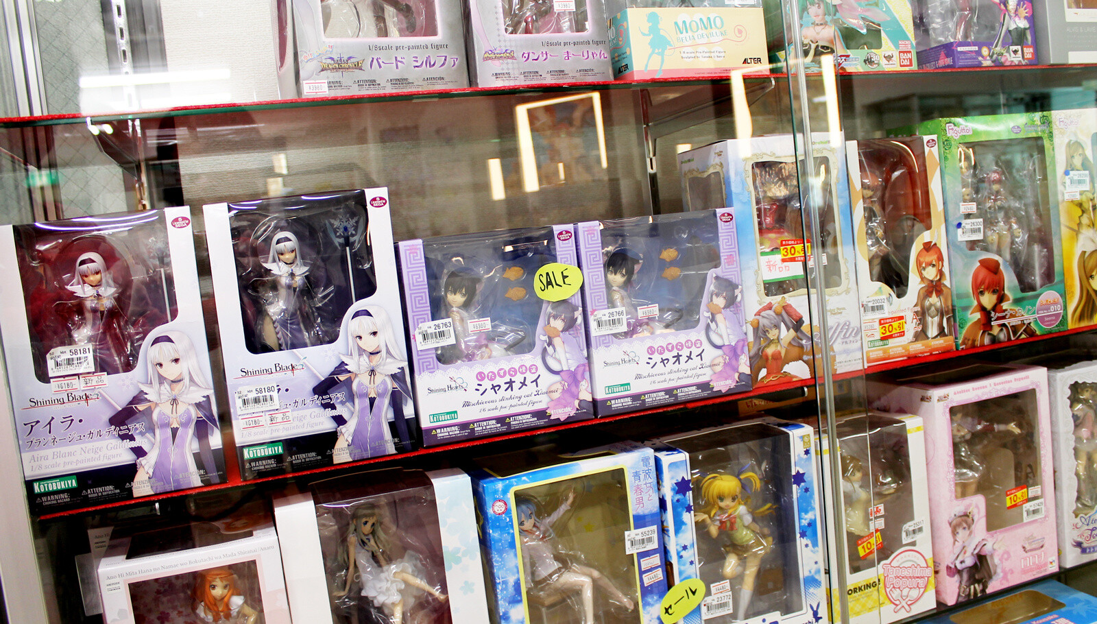 FIGURE R: One of Akihabara’s Largest Figure, Chogokin, and Doll Shops 5
