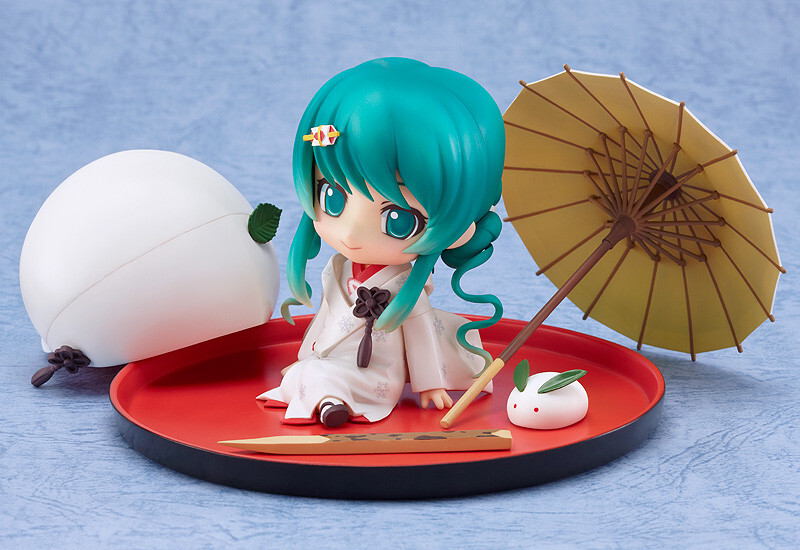 Nendoroid Snow Miku: Strawberry White Kimono Ver. (2013) 3