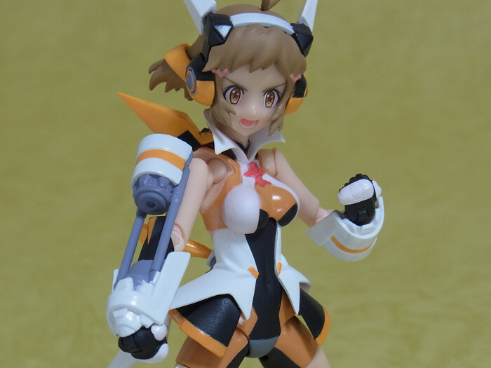 An energy shot can be expressed with optional parts on the arm armor. 4