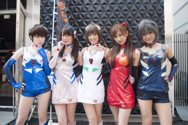 Super-Hot Race Queens Gather at the Evangelion Store! 14