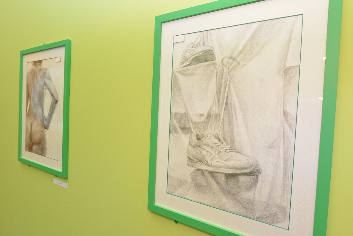 Ume Aoki Exhibition Begins 8