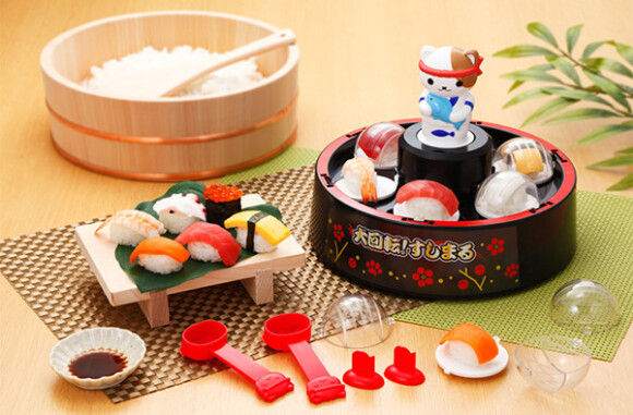 Clever home sushi-making set puts a whole new spin on revolving sushi 10