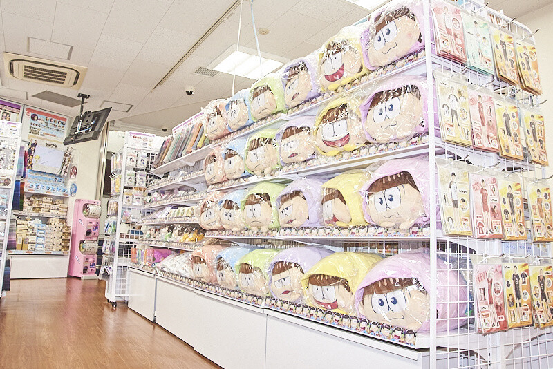 New Animate Store in Akihabara is the One-stop for All Your Ikemen Needs 32
