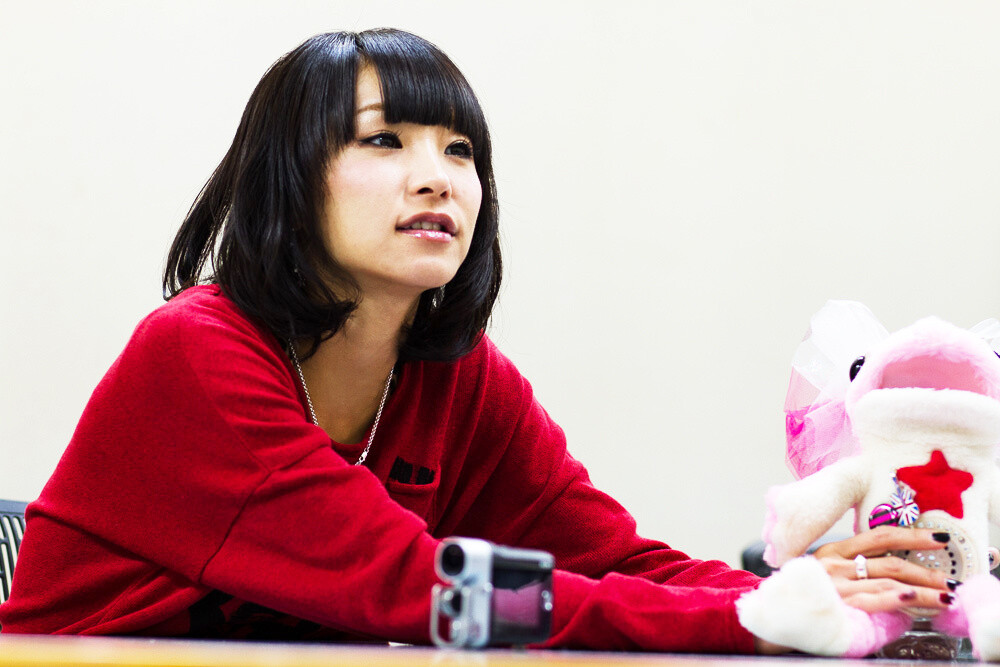 Interview with LiSA: The Source of Her Energetic Performances is Her Strong Relationship with Her Fans?! 2