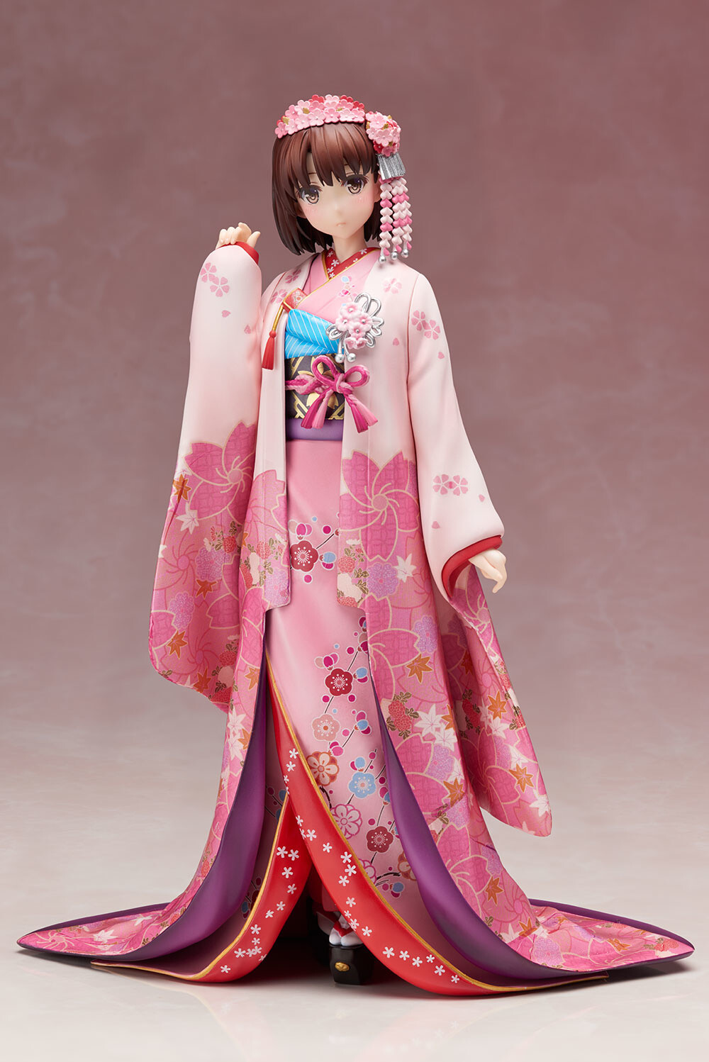 8 Breathtaking Kimono-Clad Figures! 3