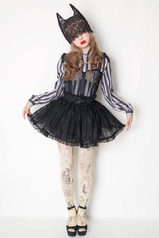 Model Amo Produces Cosplay Brand Lunatic Lemony Lollipop 3