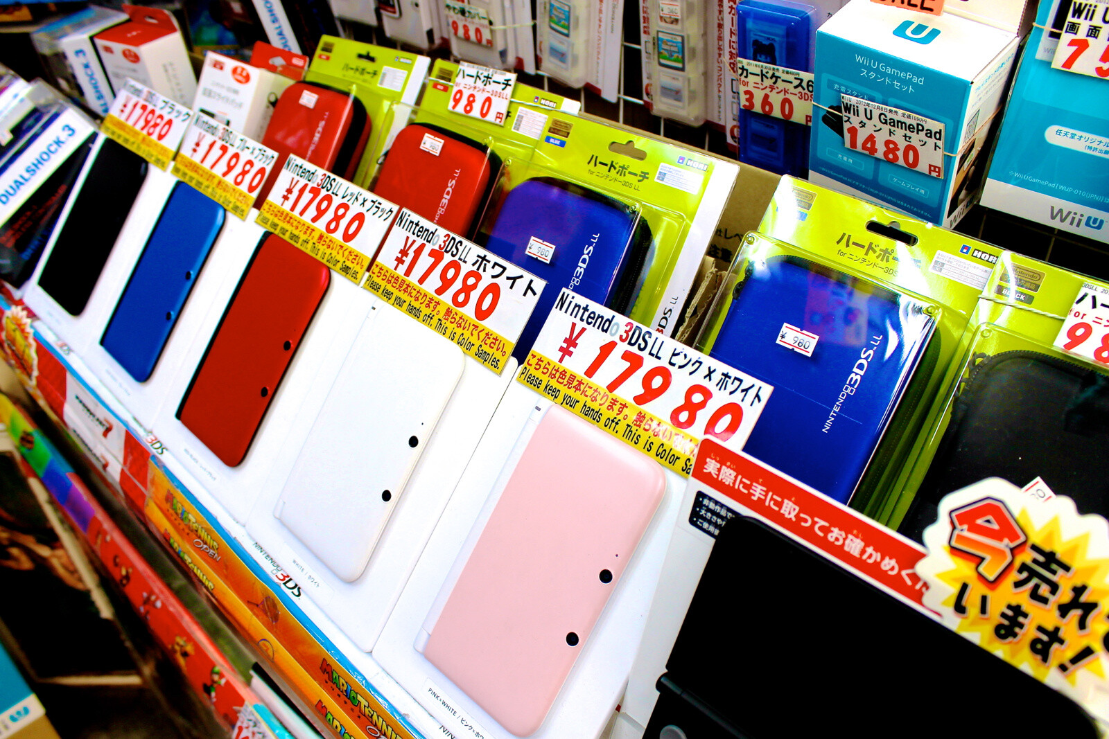 TOKIWAMUSEN: One of Akihabara’s Oldest Video Game Shops 14