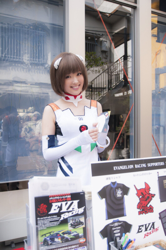 Super-Hot Race Queens Gather at the Evangelion Store! 2