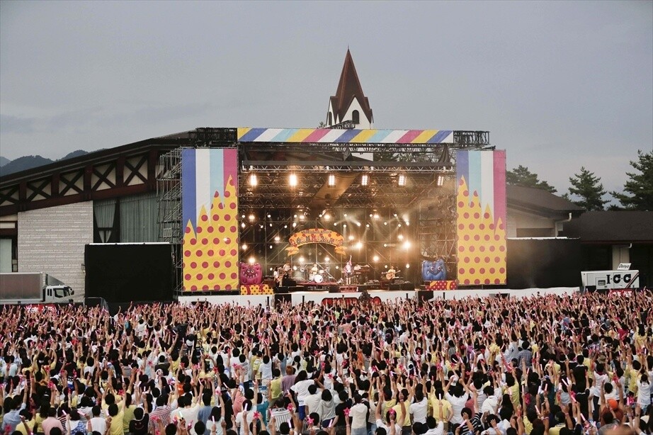 Photo by Hajime Kamiiisaka 4