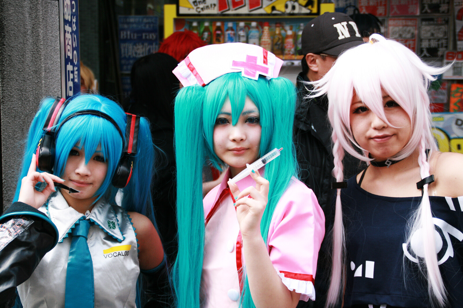 An Event Bigger Than Comiket?! Nipponbashi Street Festival in Osaka 8