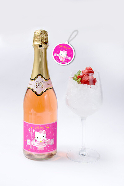 Merry Christmas with Hello Kitty! Café Featuring Hello Kitty Opens in Shibuya 9