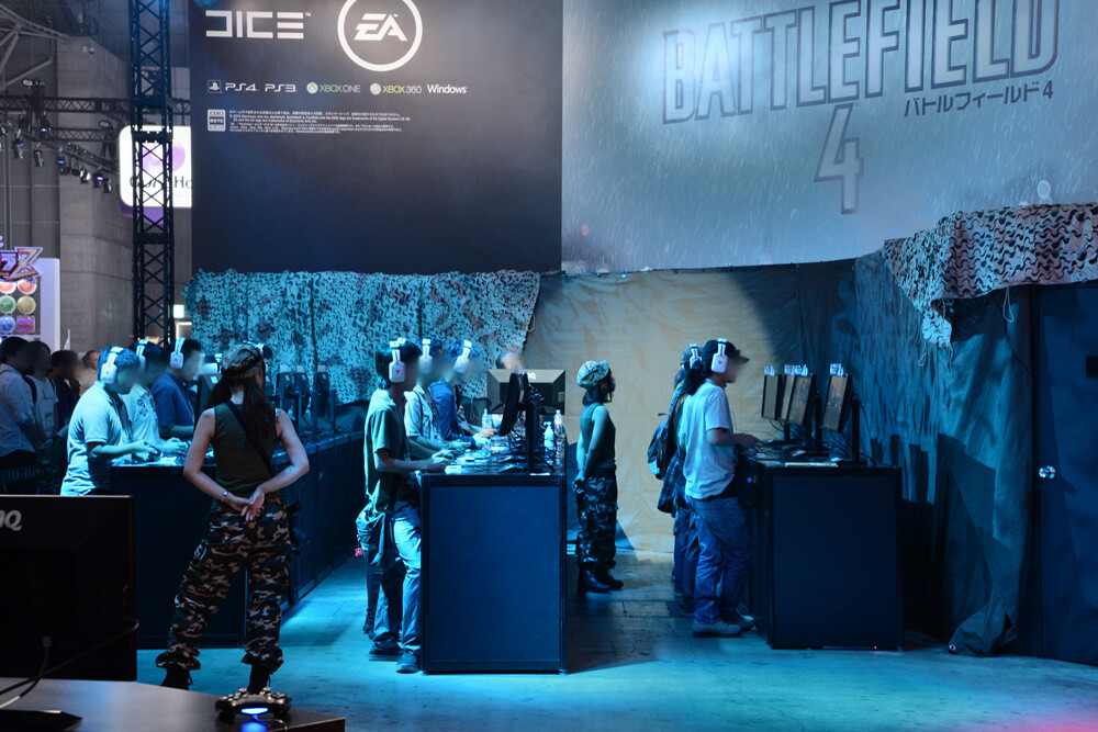 Tokyo Game Show 2013 Begins! One After Another, Gamers Become Glued to the Screens! 17