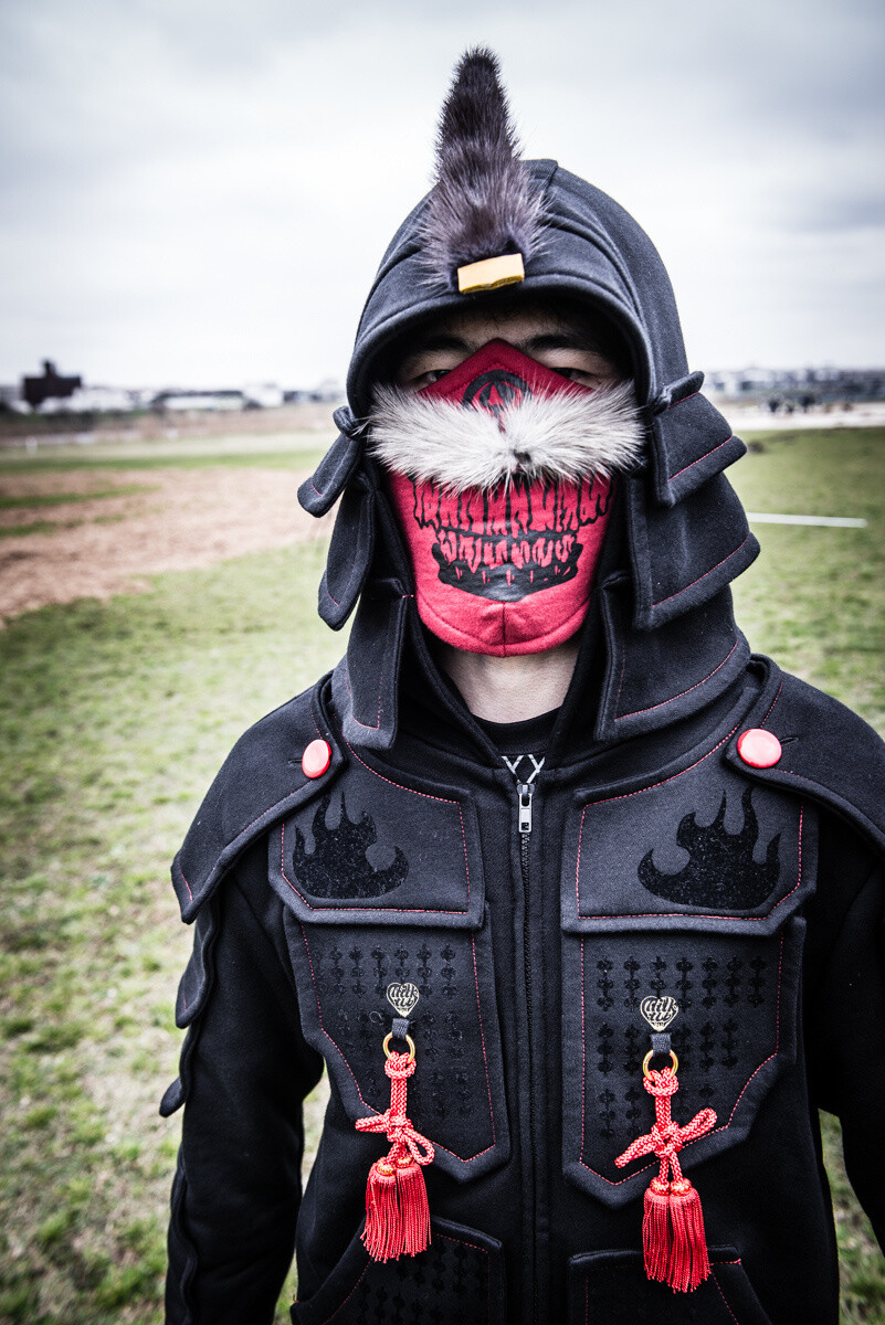 [Last Samurai?!] 30 Samurai in Modern Armor Gather for Epic Cavalry Fight 16