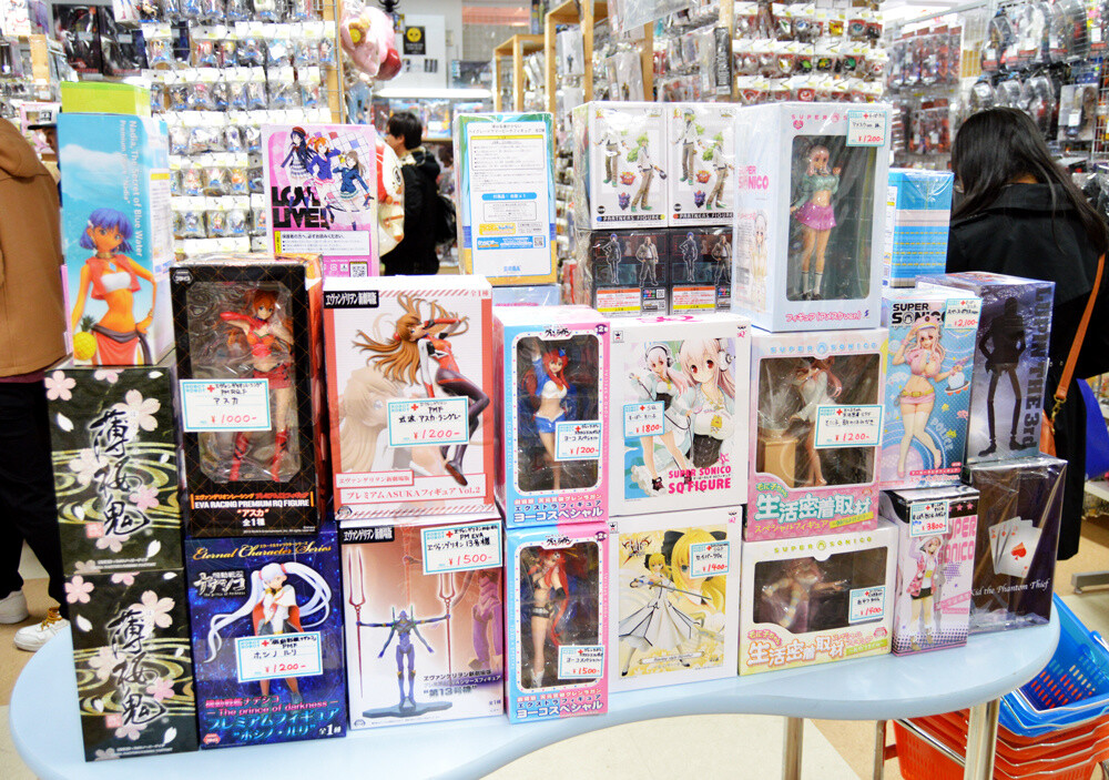 The World of Figures - Otaku Dream of Figures [1/3] 1