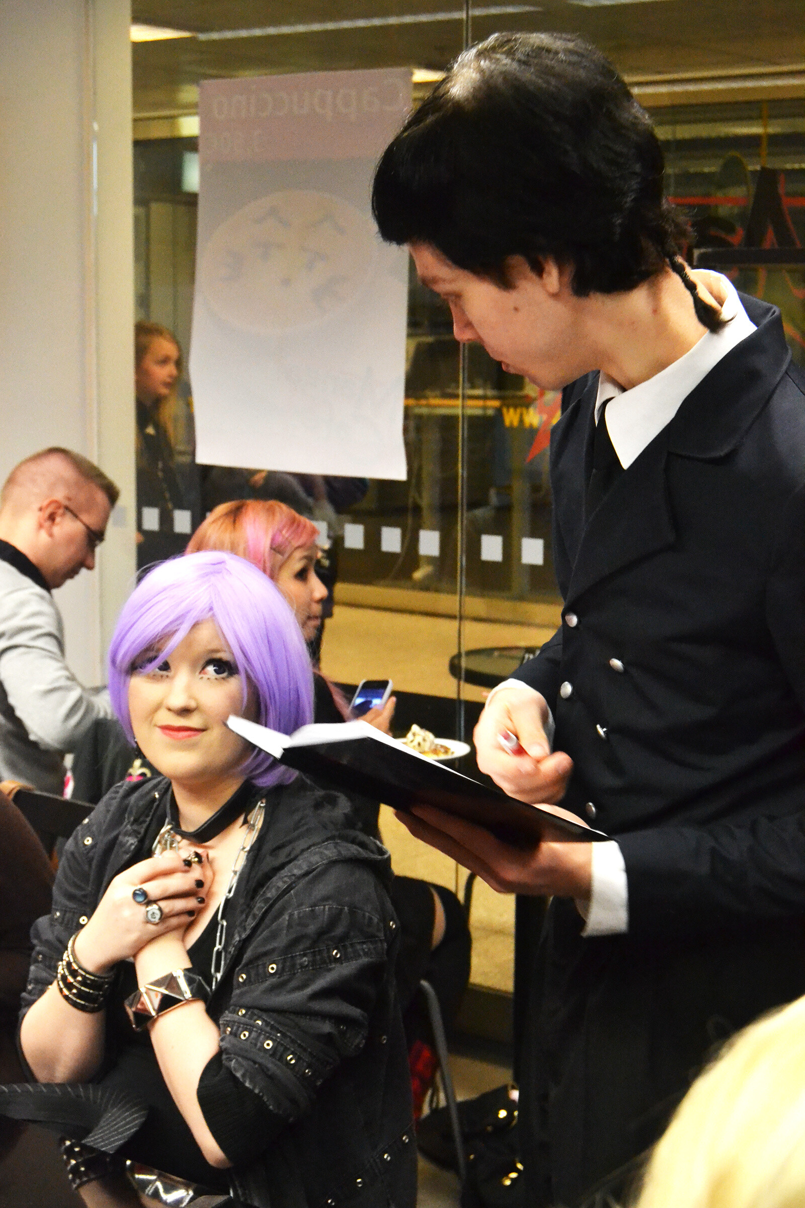 This dreamy butler named Visa had customers head over heals.  0