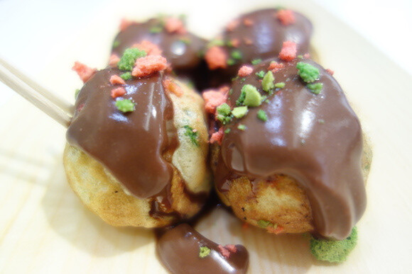 Chocolate takoyaki?? We try the limited-edition sweet that looks just like fried octopus balls 7