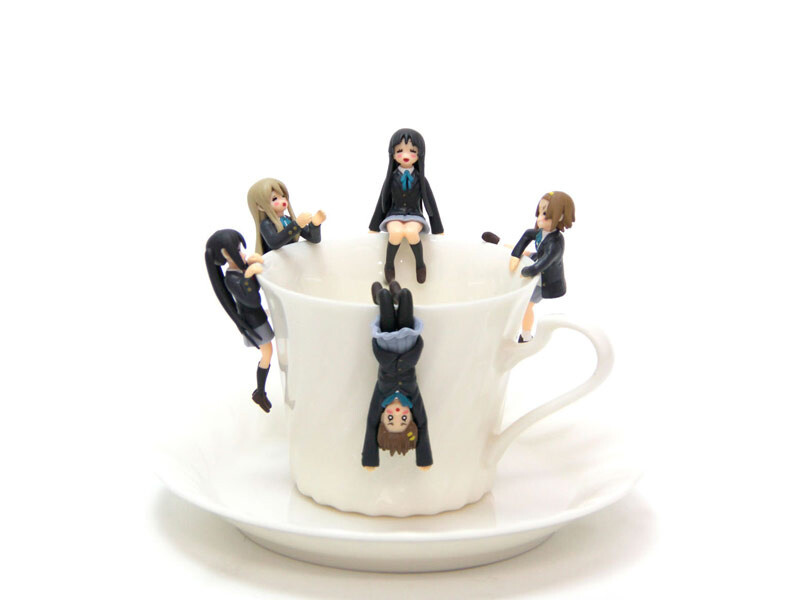 *K-On!* Members Become “Cup no Fuchiko” Accessories! 0