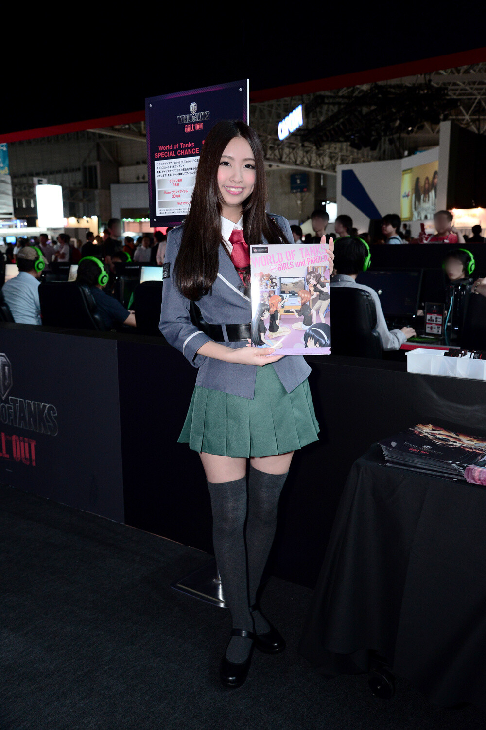 Cosplayers and Models: A Look Back at Tokyo Game Show 2013! 35
