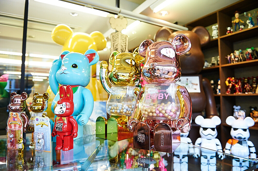 Art of Figure Making: MEDICOM TOY and BE@RBRICK 37