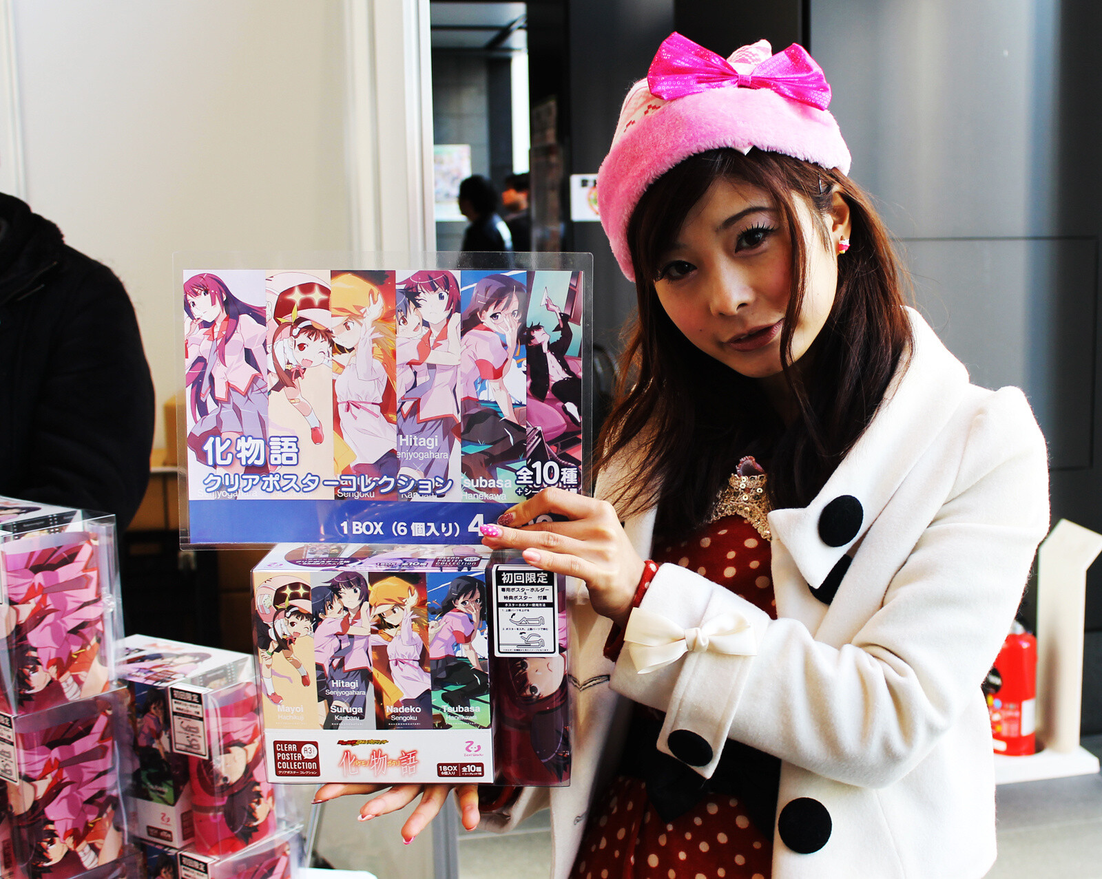 Otaku Flood the Streets of Akihabara for the Winter Radio Kaikan Festival! [2/2] 10