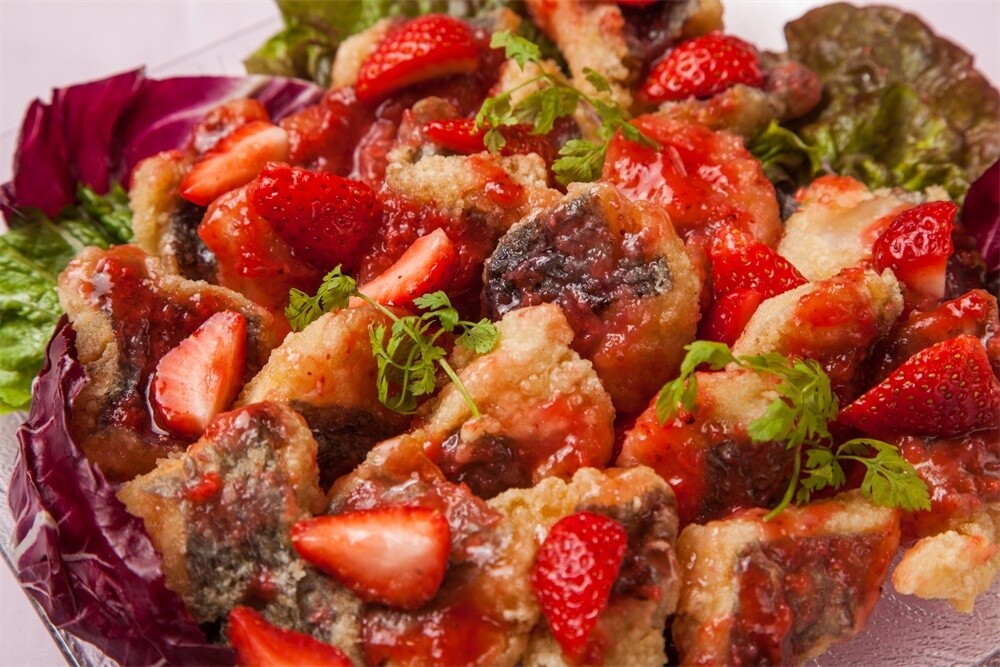 Tokyo Restaurant Holds “Strawberry Tasting Festival” 8