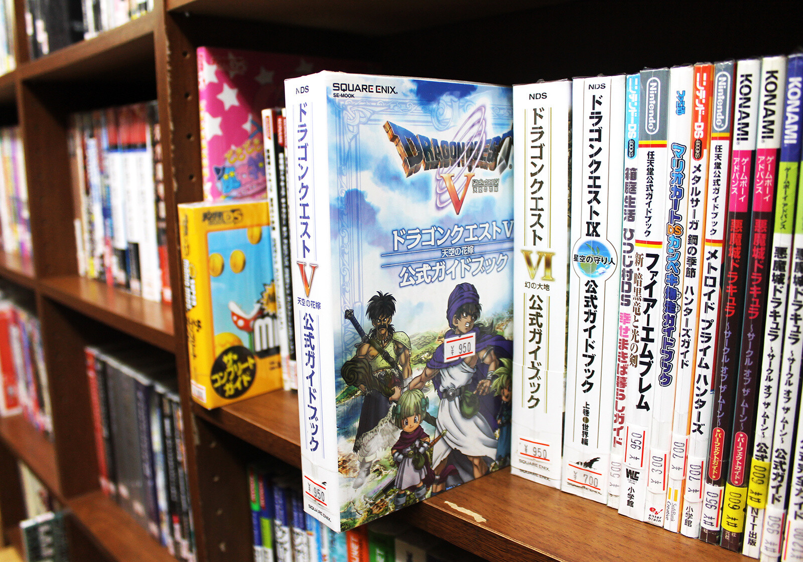 FRIENDS: An Akihabara Game Shop Filled to the Brim with Nostalgic Retro Games 22