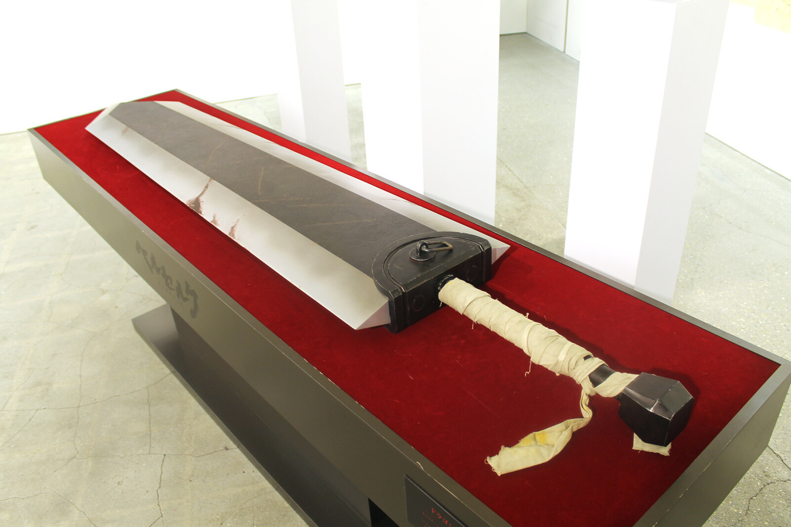 Full Scale Replica of Dragon Slayer on Display at Exhibit for “Berserk Golden Age Arc III: Descent” 11