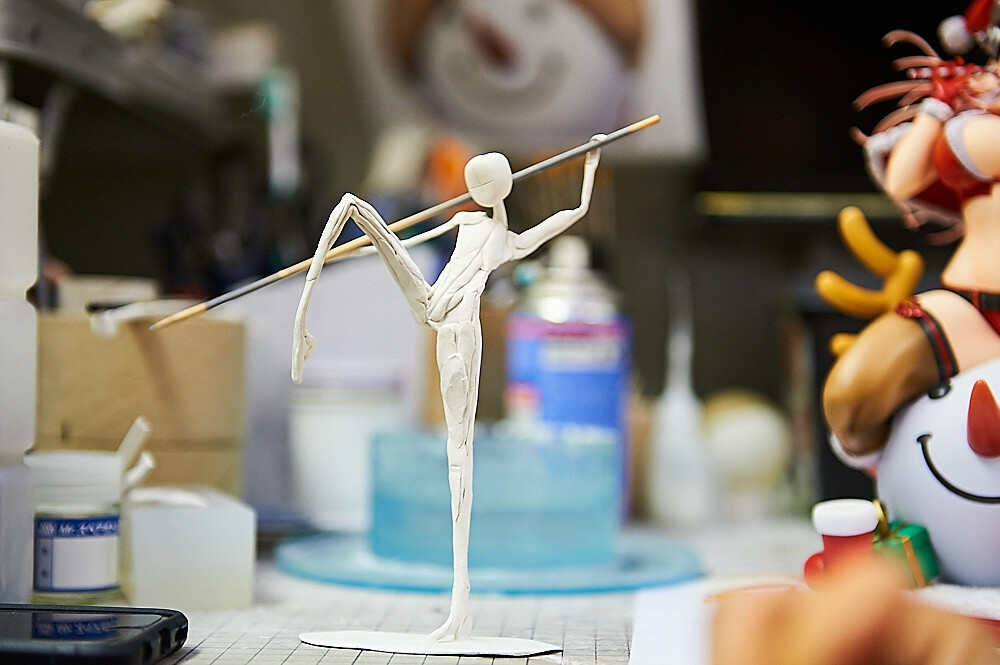 Super Sonico’s hair after being separated for repair, similar to a garage kit. 18