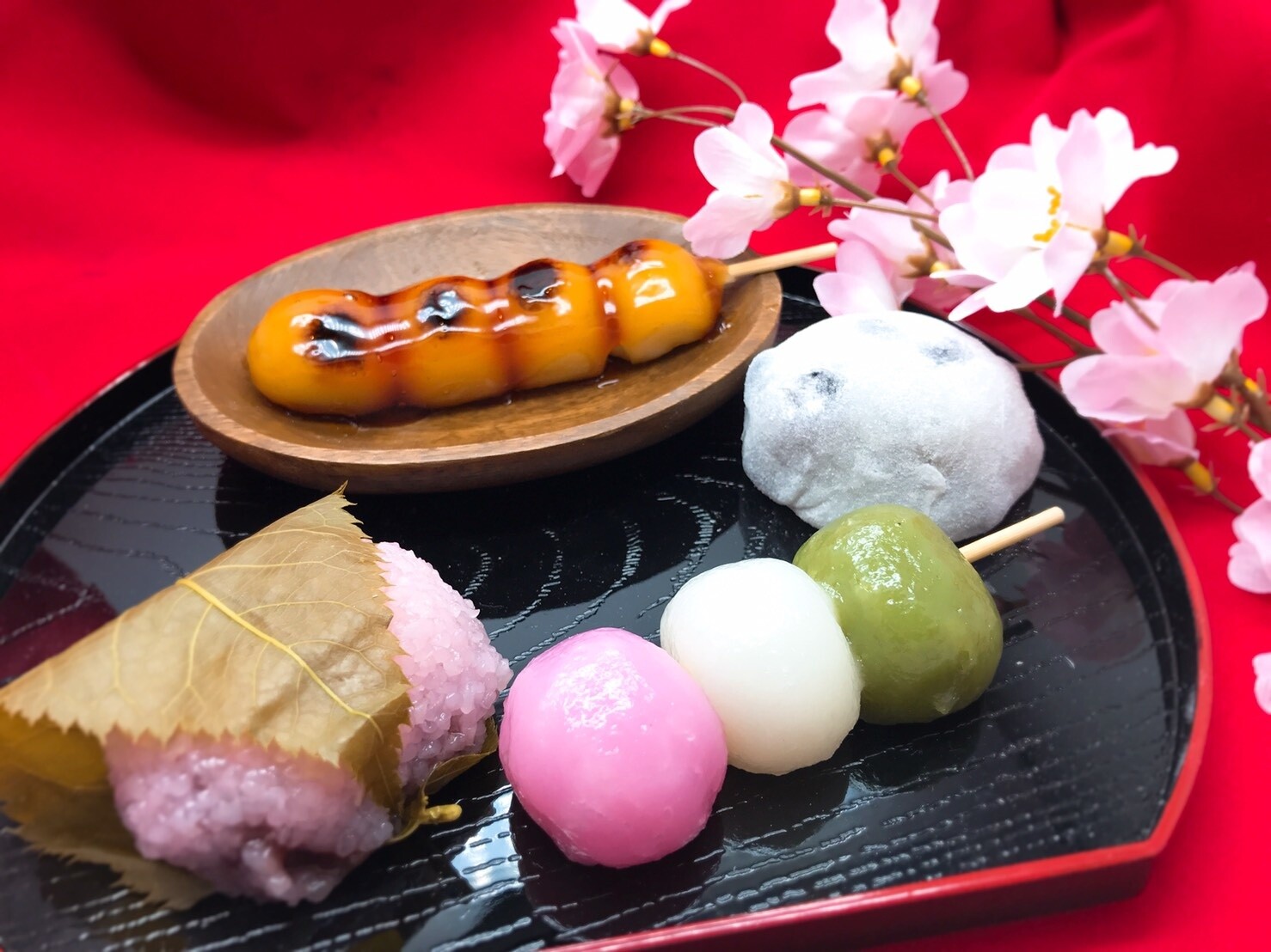 NAKED Gives Hanami a High-Tech Twist at Nijo Castle 6