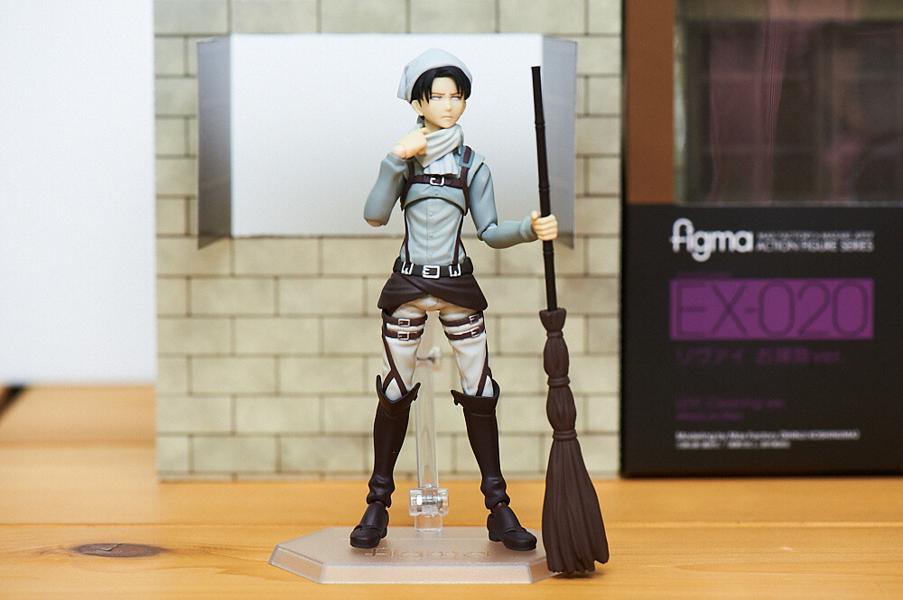 Clean-freak Levi reproduced as an action figure. 2