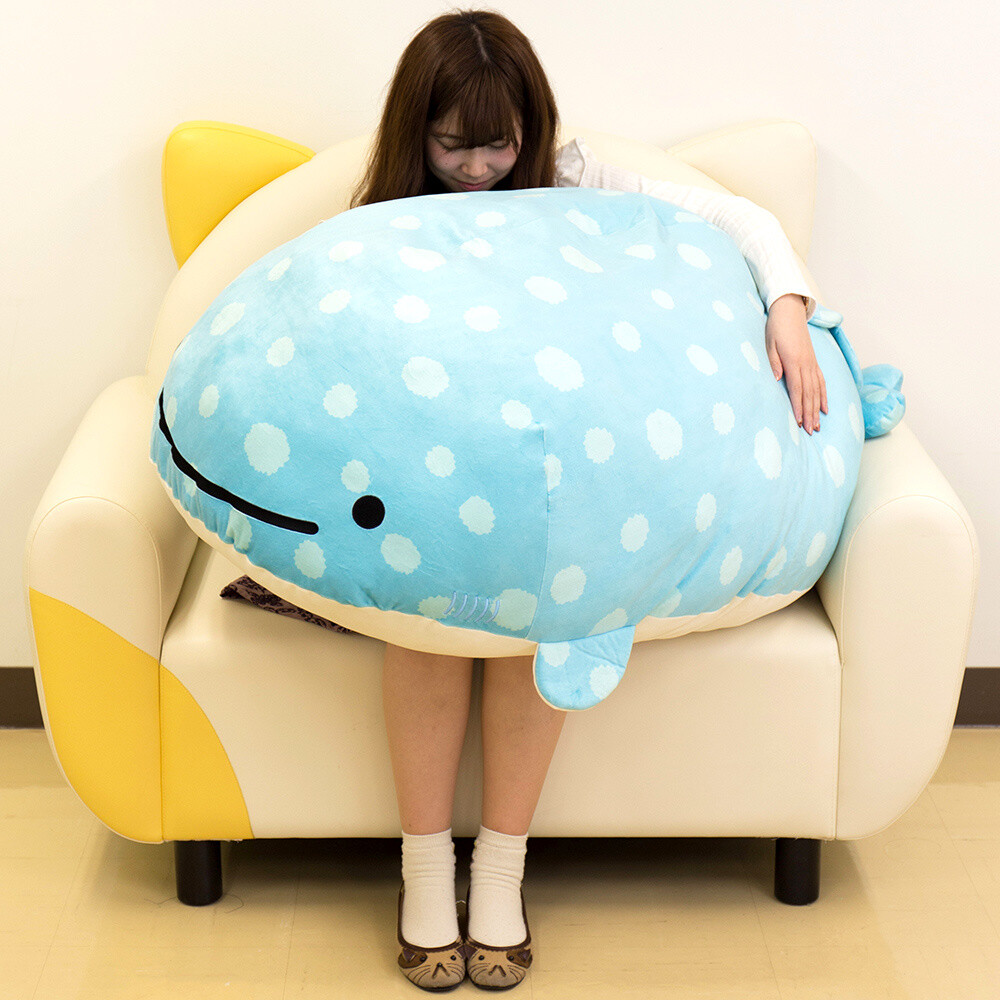 This Jinbee-san Plushie Is Extra Squishy, Extra Springy & Extra HUGE! 3