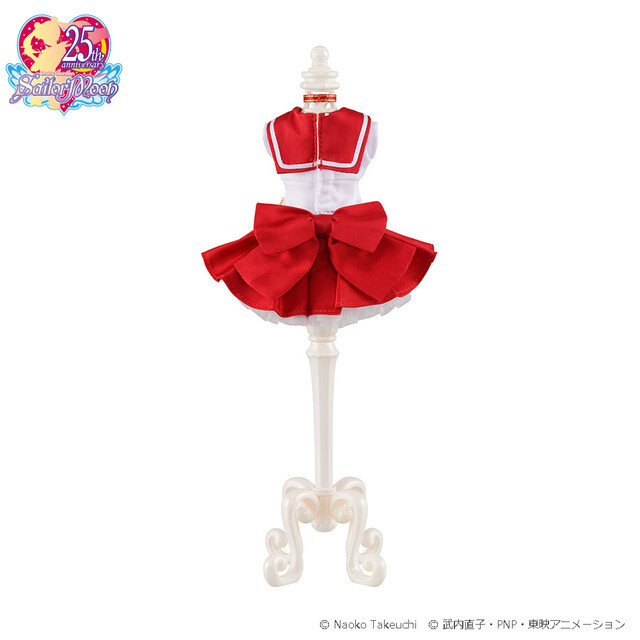 Sailor Moon Costumes Have Been Recreated as Adorable Miniatures! 10