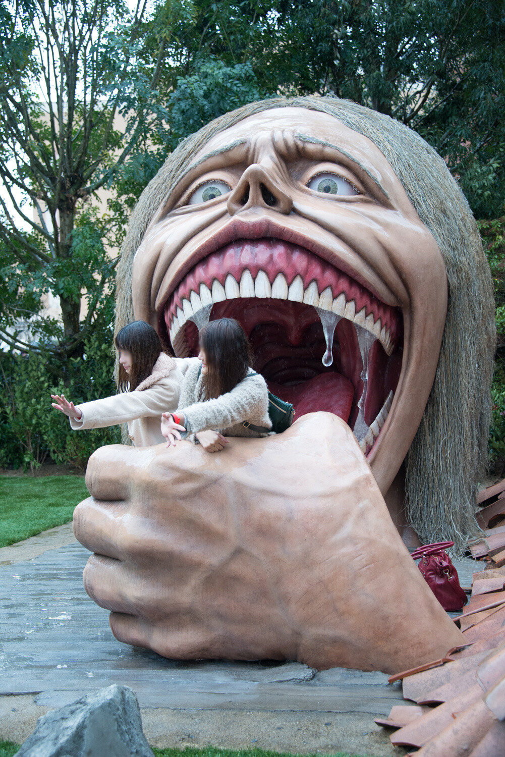 Inside the *Attack on Titan: The Real* area 10