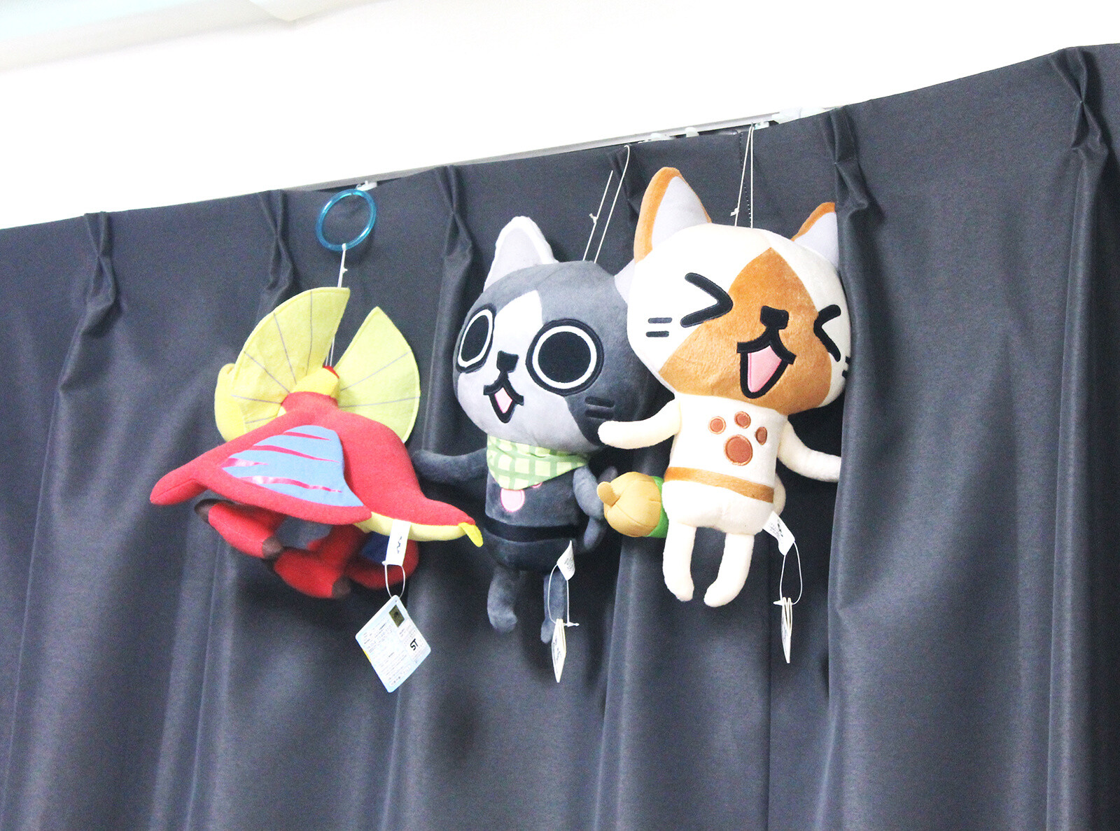 Portable Game Cafe Akihabara Shukaijo: Handheld Games, Cell Phone Games, Play Them All Here! 3