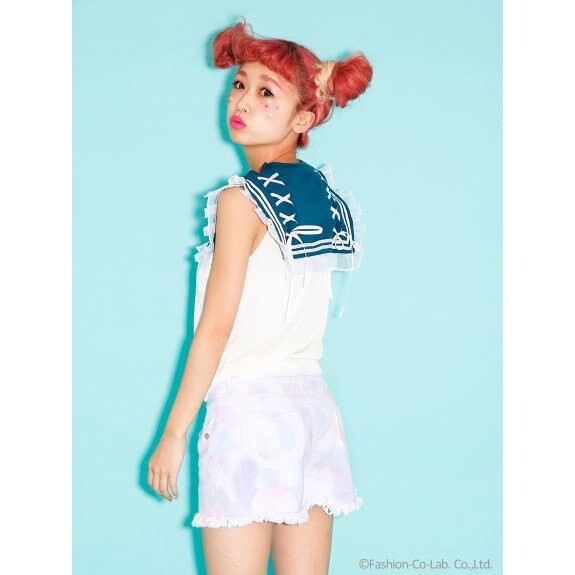 10 Items That Prove Anyone Can Rock a Sailor Suit 3