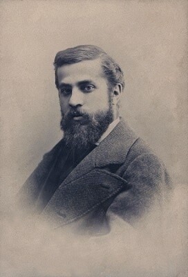 Antoni Gaudi (Circa 1878) (Photo by Audouard & C., Barcelona) © Institut Municipal de Museus de Reus 3