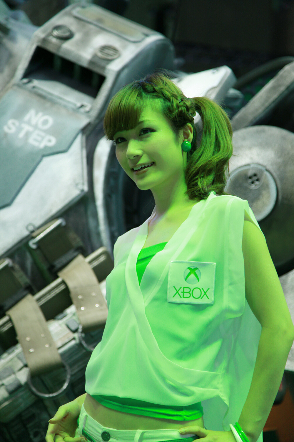 Cosplayers and Models: A Look Back at Tokyo Game Show 2013! 8
