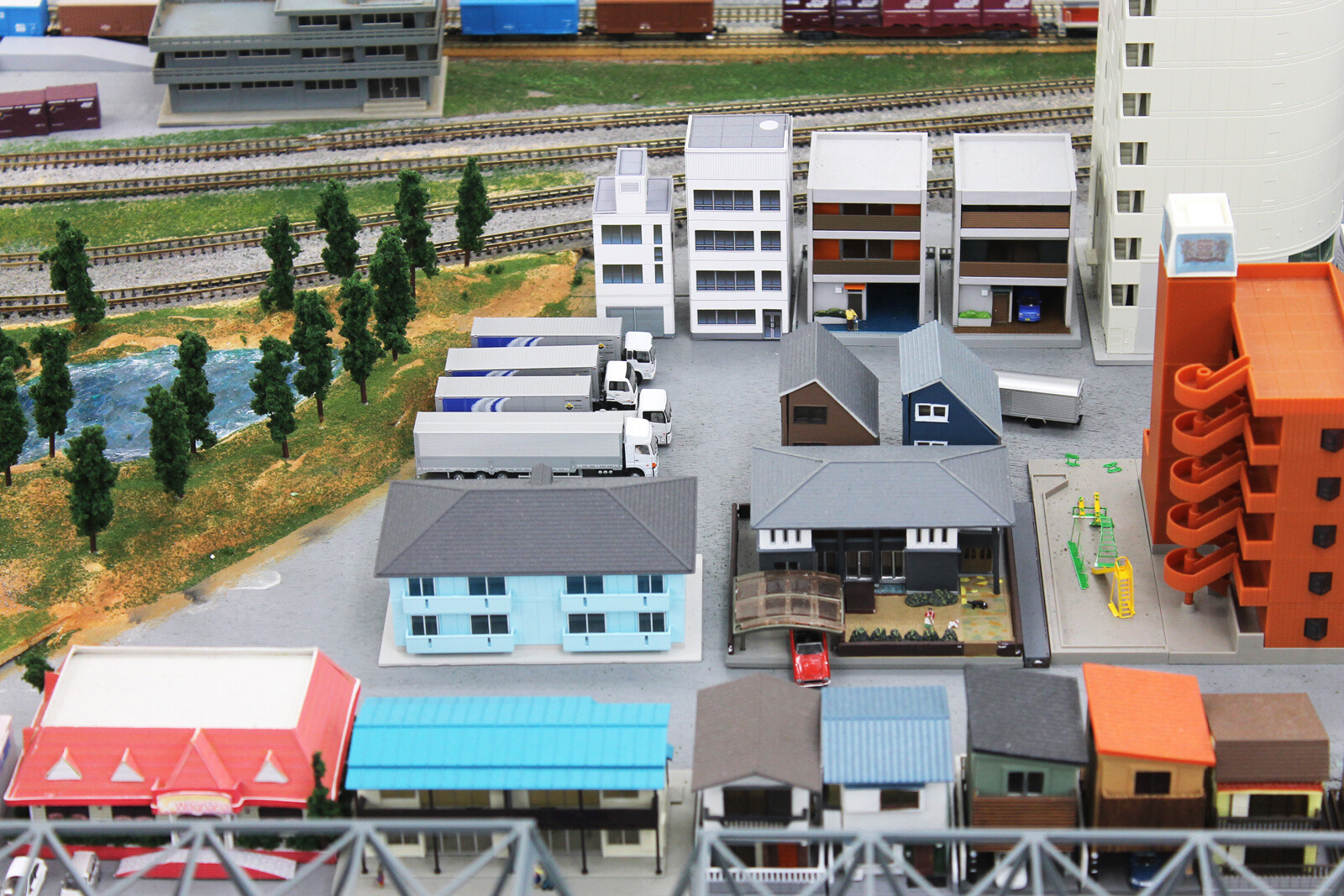 Artesia: A Model Train Buying and Selling Shop in Akihabara 12