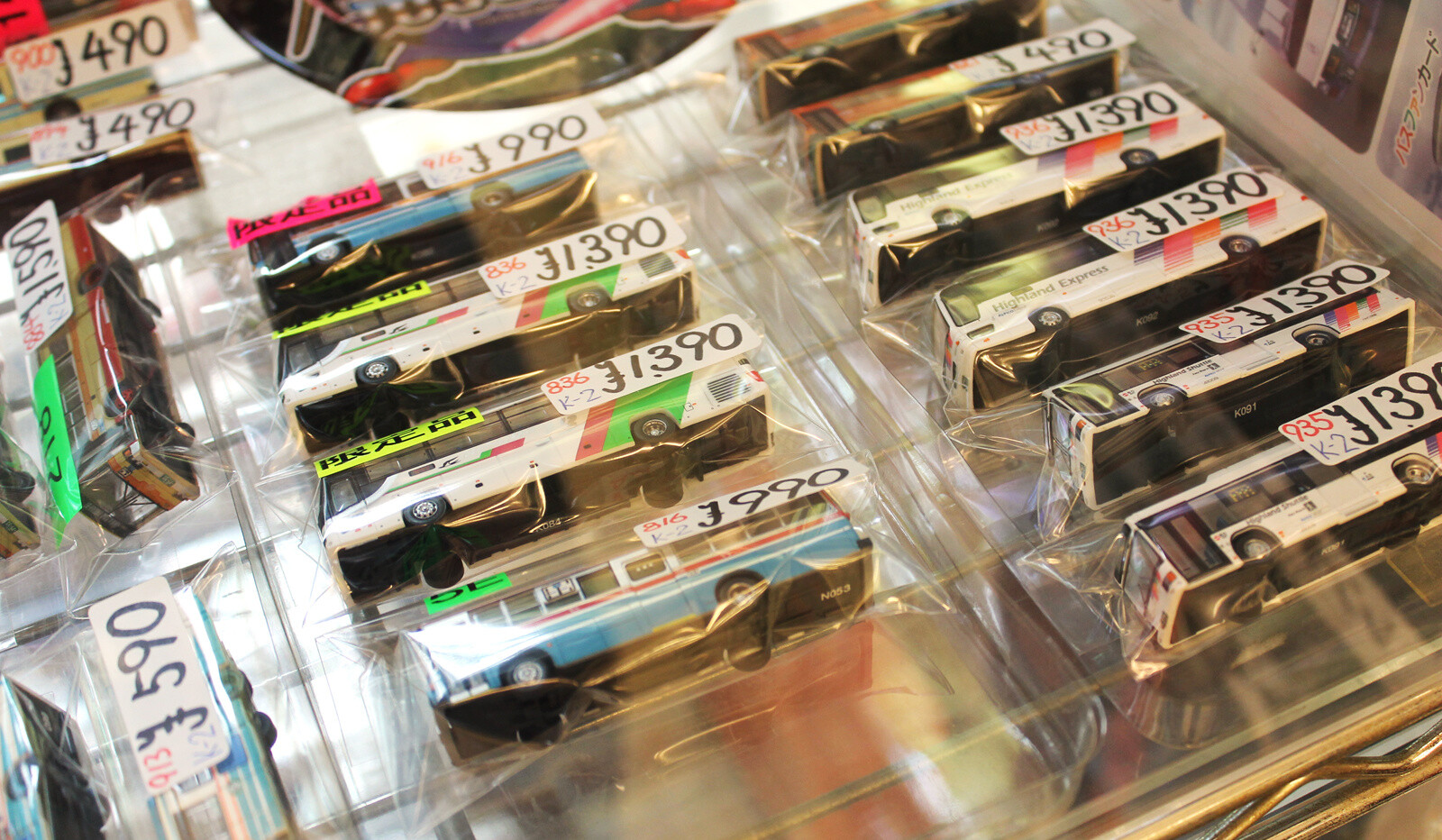 Rental BOX Zaurus: Rare Anime Items, Trading Cards, Model Train Equipment, and More! 2