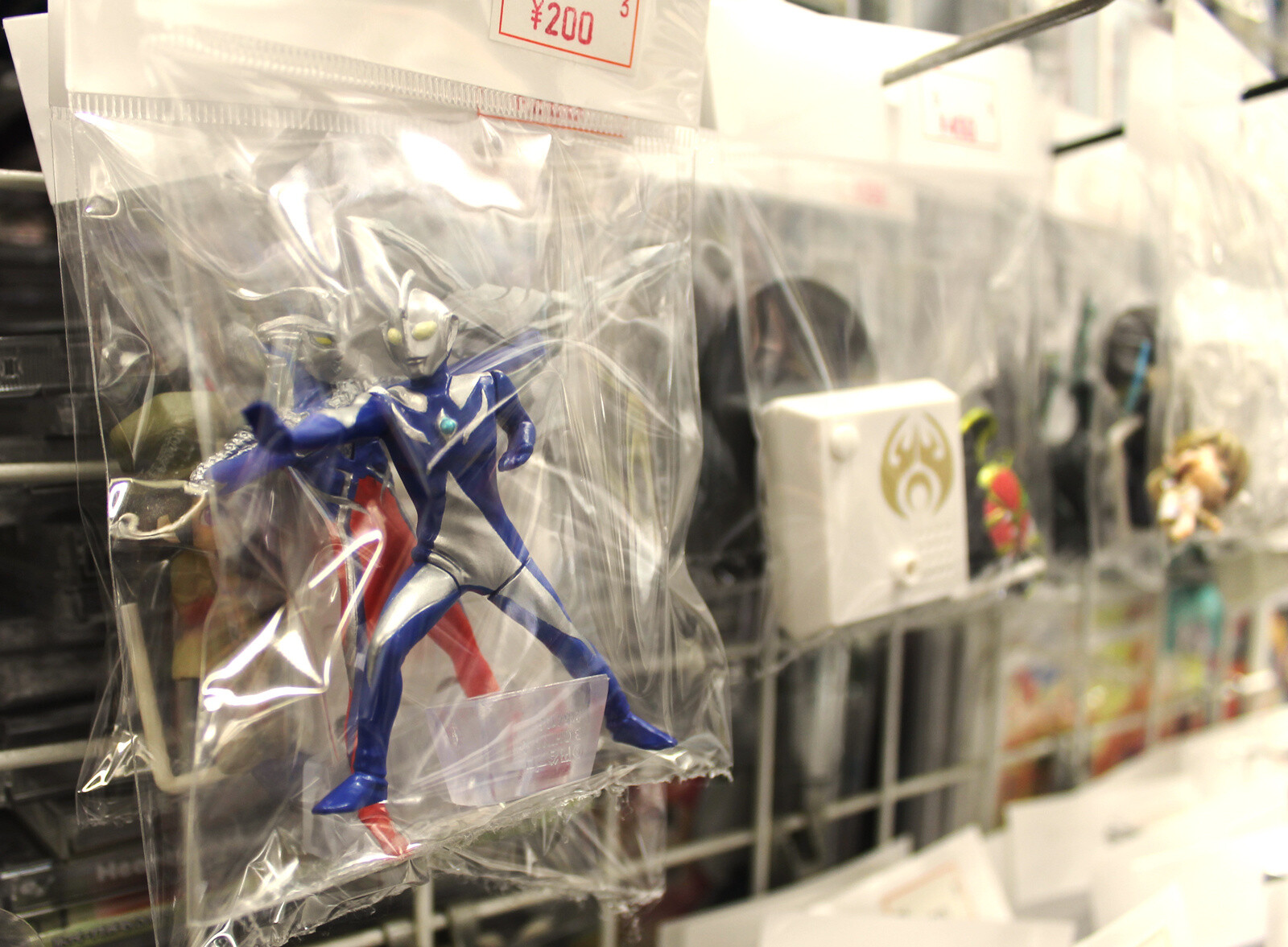 Leomokei: Plastic Models and Figures Abound in this Specialty Shop 7