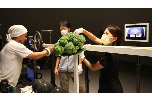 Fourteen Works, from “Attack on Titan” to “Yowamushi Pedal” - The Surprise MAD Animation by dAnime Store 5