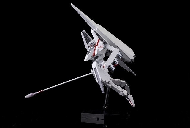 © Tsutomu Nihei, Kodansha Ltd. / Toha Heavy Industries Video Production Department 2