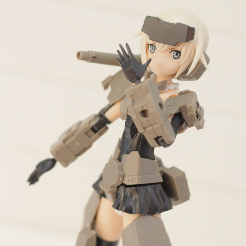 I Had a Go Putting Together and Playing Around with Frame Arms Girl Gourai! 24