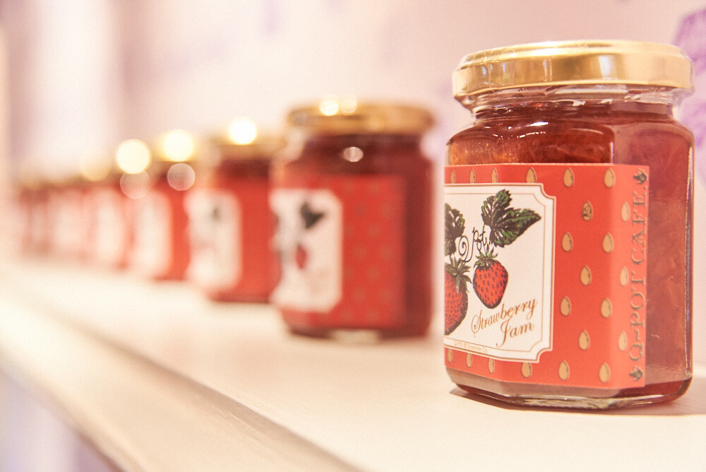 Q-pot. Marks 15th Anniversary with Mouth-watering Strawberry Pieces [Photo Report] 28