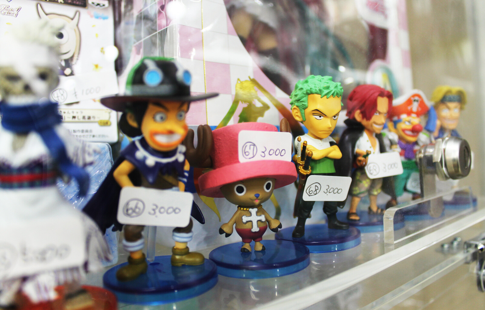 ASTOP: A Rental Showcase Specialty Shop in Akihabara 3