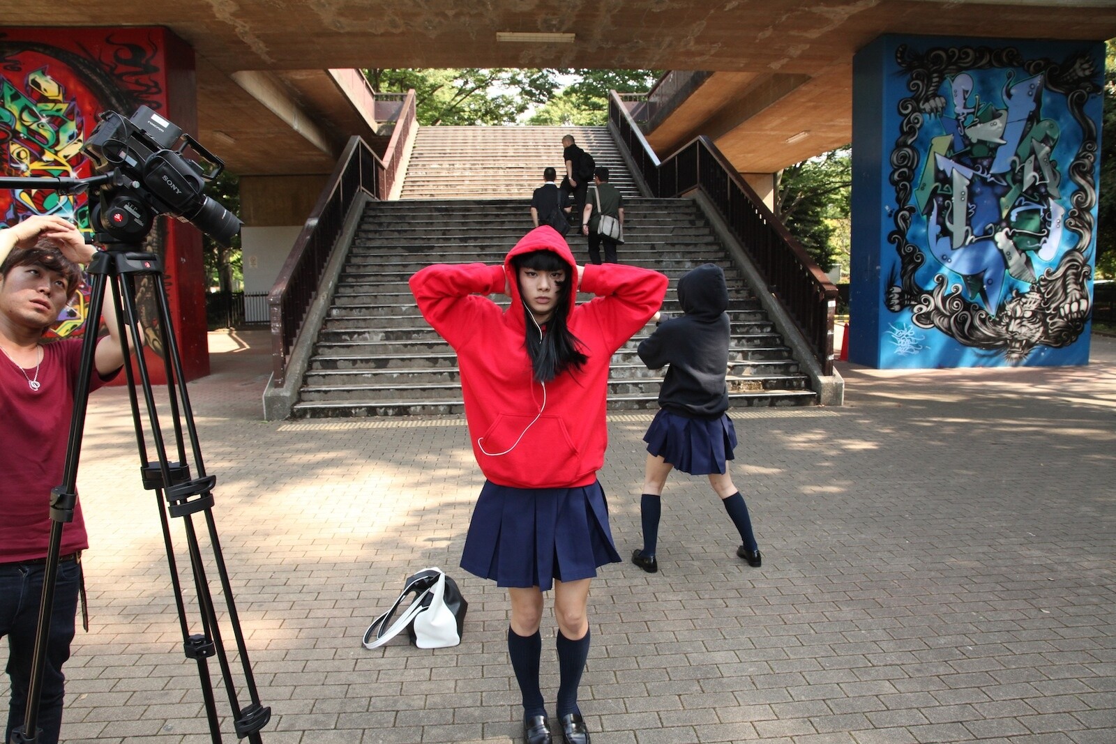 Don’t Overlook This Bilingual Artist Soaring into the World! 4