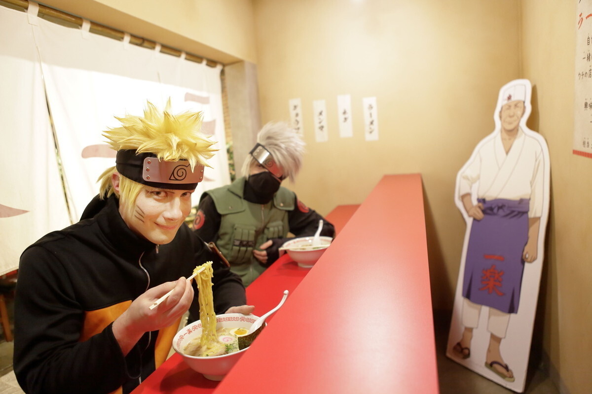 J-WORLD TOKYO Collabs With Ikebukuro Halloween Cosplay Fest 2017! 2