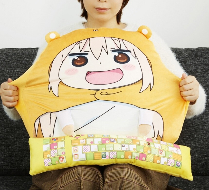 Laze Around With Adorably Squishy Umaru-chan PC Cushion Set! 3