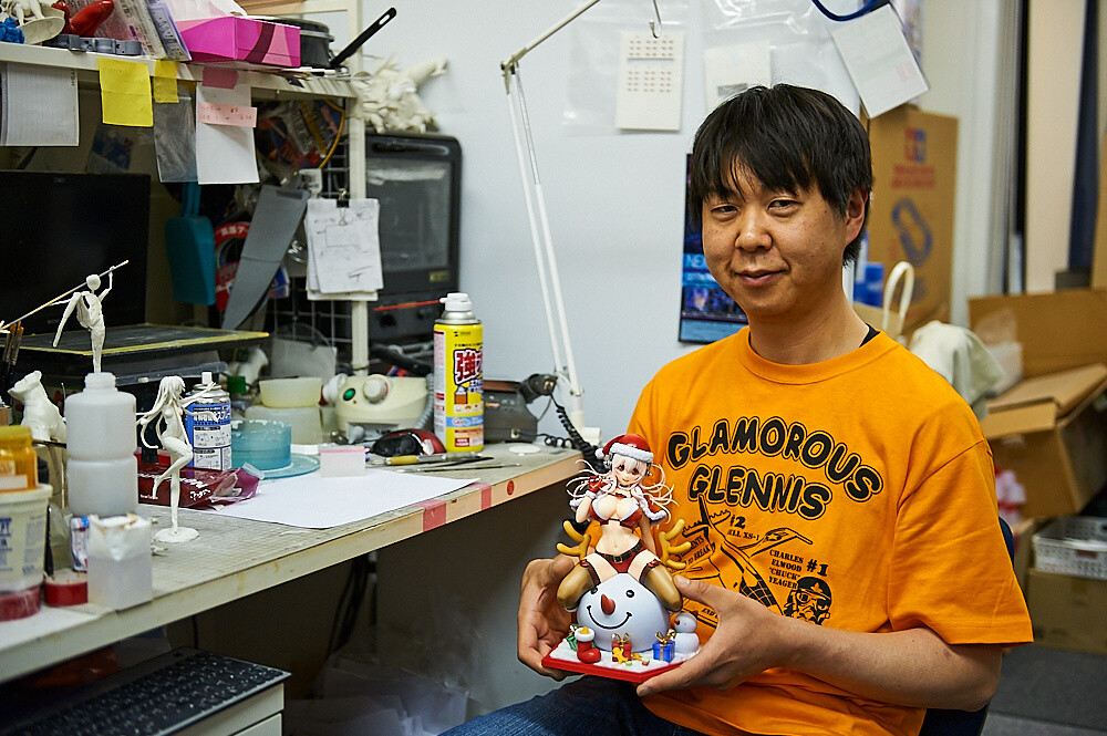 Art of Figure Making:  VERTEX, Sculpting, and Super Sonico 36